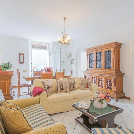 Apartamento Terrace View By Interhome Moltrasio