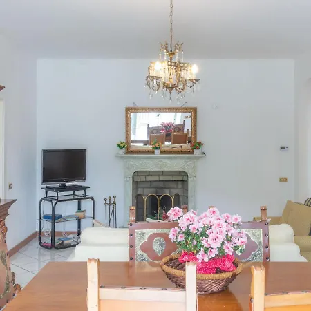 Apartament Terrace View By Interhome